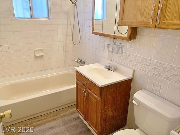 5th image of 212 Kola St APT 1