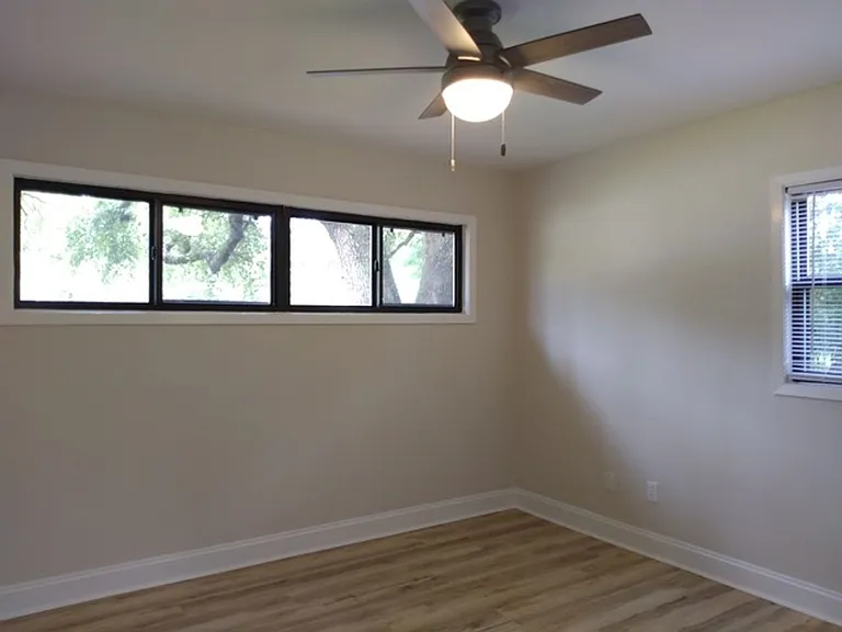 143 Edward Cir — Photo 14