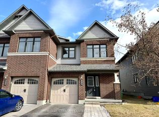 526 Paine Ave, Ottawa, ON K2T 0K7