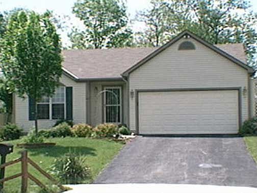 2215 Grove Oaks Court