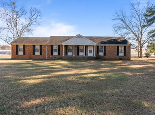 3225 Weiss Ln, Chesapeake, VA 23323