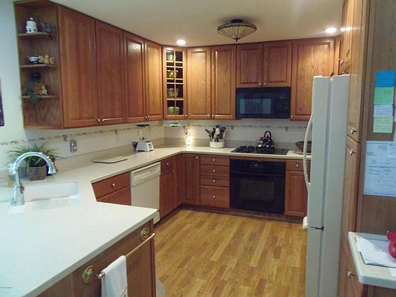 5th image of 487 Harrison St