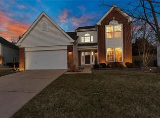 212 Strecker Farms Ct, Ballwin, MO