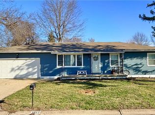 1817 Saint Joseph St, Trenton, MO 64683