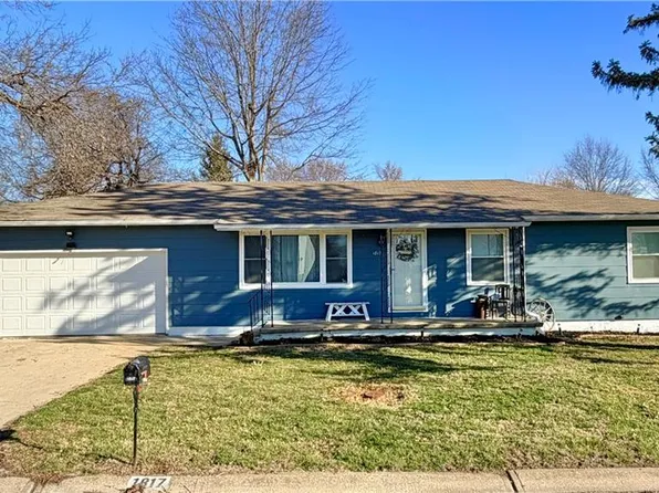 1817 Saint Joseph St, Trenton, MO 64683