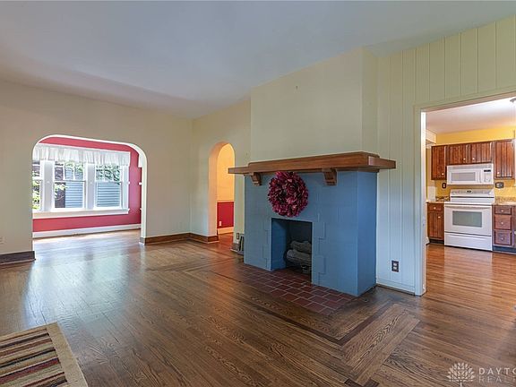 5th image of 322 Aberdeen Ave