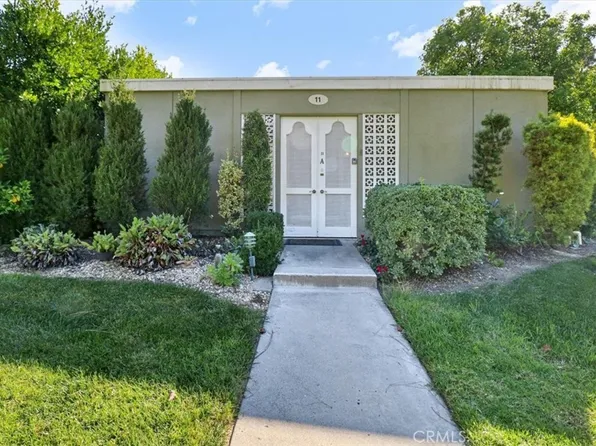11 Avenida Castilla #A, Laguna Woods, CA 92637