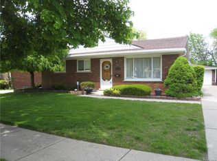 20848 Brooklawn Dr, Dearborn Heights, MI 48127