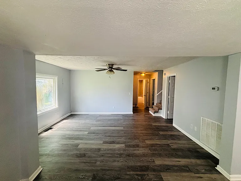 202 Old Westmoreland Rd — Photo 9