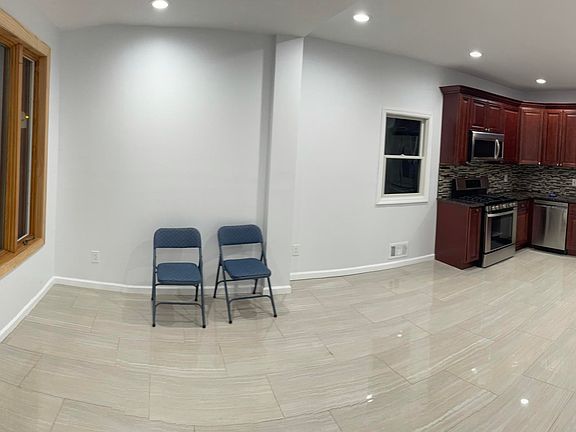 2nd image of 507 W Caswell Ave Floor 1