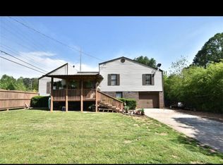 203 Carmichael Rd, Woodstock, GA 30189