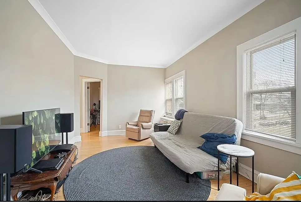 2 bed, 900 sqft, $850 — Photo 3