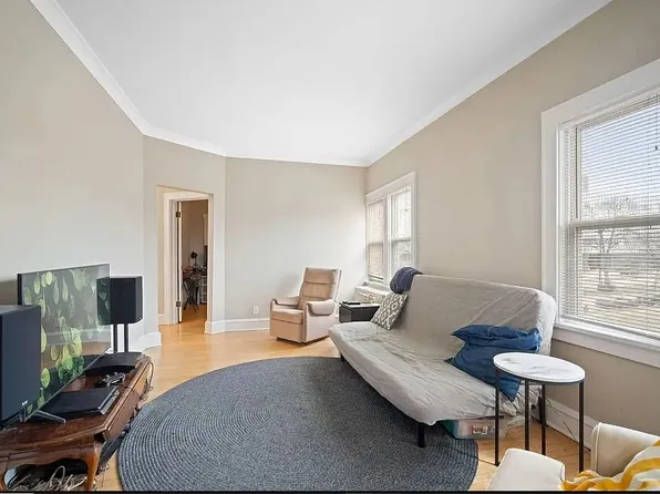 6420 W Dodge Pl #22, Milwaukee, WI 53220