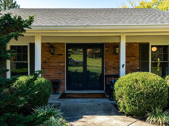 5th image of 8685 Hollyhock Dr