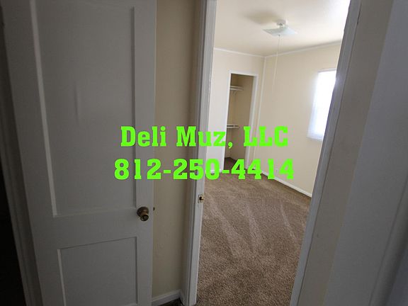 4th image of 1726 S New York Ave