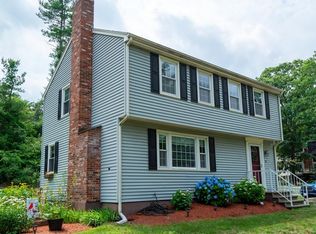 8 Roger Belanger Dr, Bellingham, MA 02019