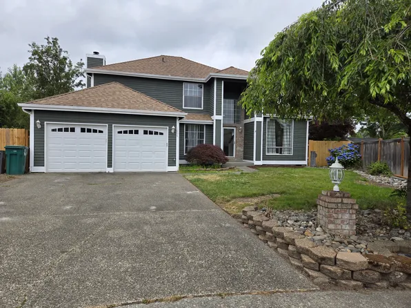 1004 Bathke Ave, Enumclaw, WA 98022