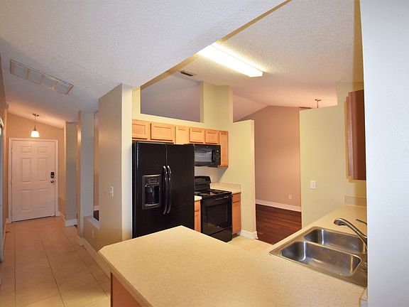 2nd image of 4605 Zoltan Dr