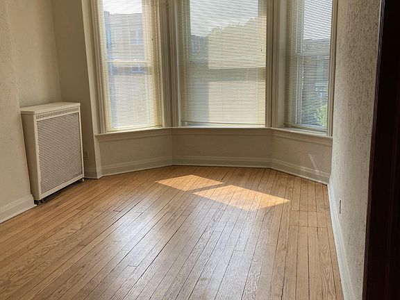 5th image of 4525 N Ashland Ave #6