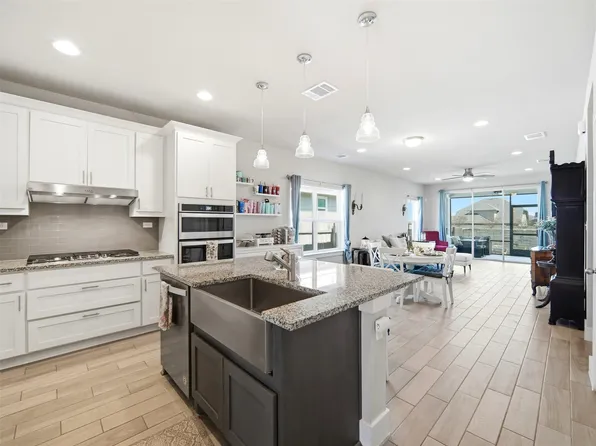 208 Winding Hollow Ln, Georgetown, TX 78628
