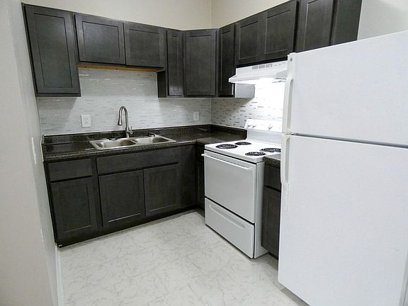 5th image of 1060 W 40th St #A