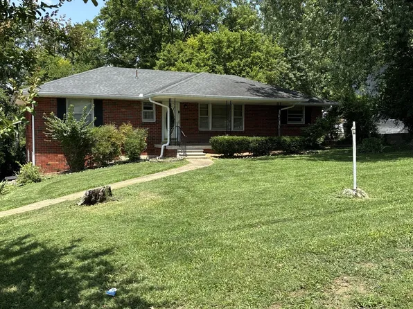 131 Robinhood Cir, Hendersonville, TN 37075