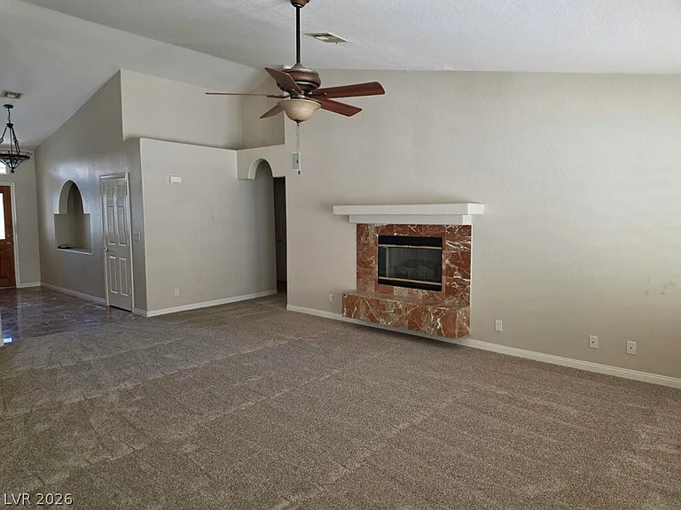 6912 Green Island Ave — Photo 2