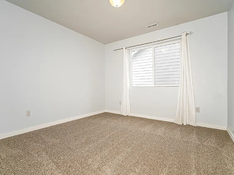 11521 138th Street Ct E — Photo 10