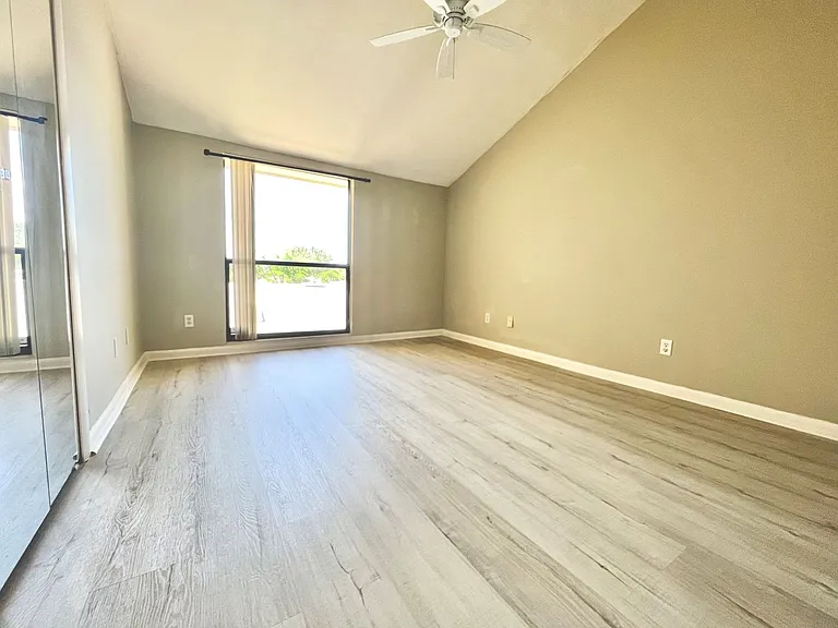 8805 Lateen Ln #203 — Photo 9
