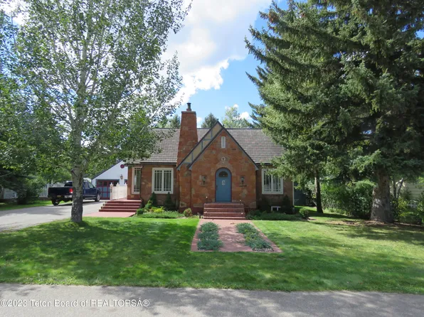 165 N Gros Ventre St, Jackson, WY 83001