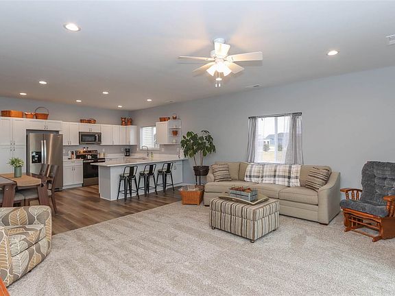 4th image of 204 Augusta National Blvd