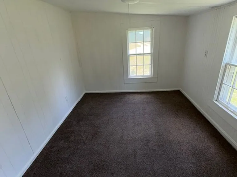 1655 Eastwood Ave — Photo 6