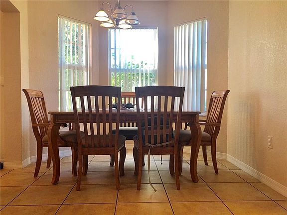 5th image of 132 SW Peacock Blvd APT 17-101