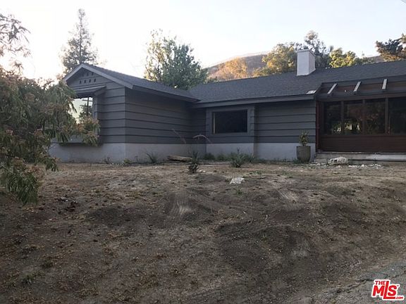 2nd image of 5169 Dumont Pl