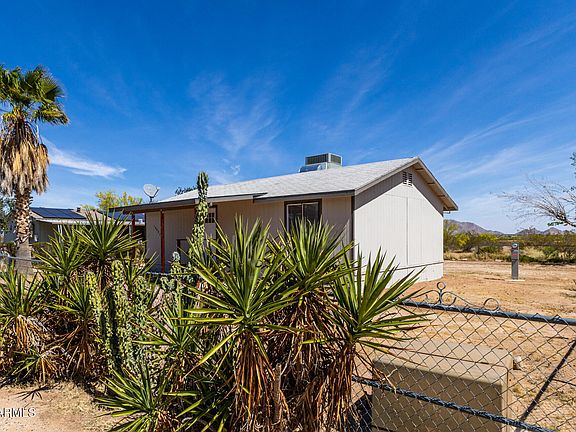 4th image of 10803 N YELLOWSTONE Road