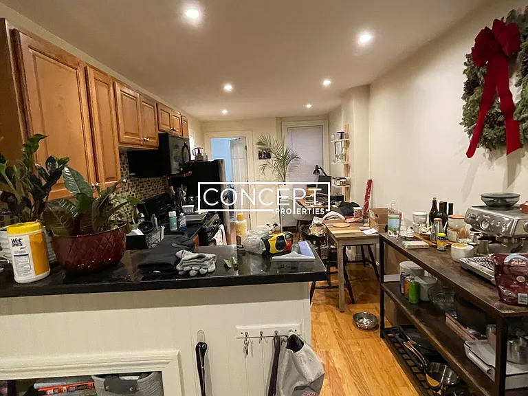 61 Joy St #1CP — Photo 2