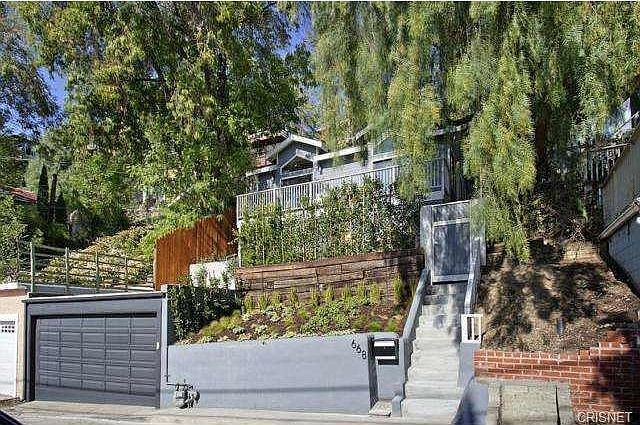 1st image of 668 Sunnyhill Dr