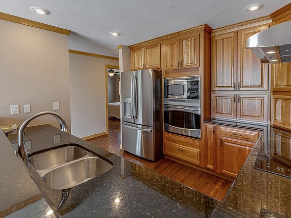 3rd image of 204 2nd St N