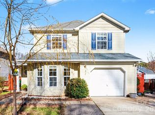 3755 Brookchase Ln, Charlotte, NC 28205