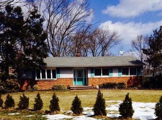 2 Daniel Pl, East Brunswick, NJ 08816