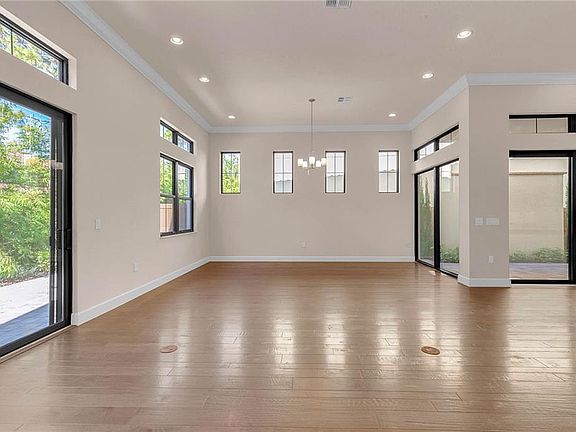 5th image of 8352 Via Vittoria Way