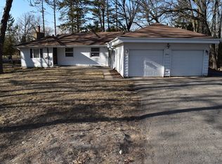 2712 11th St, Winthrop Harbor, IL 60096