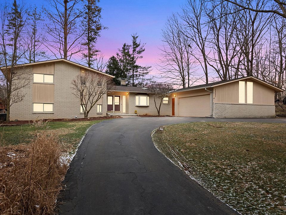 1st image of 34441 Chantilly Ct