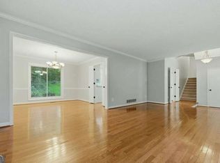 2296 Chimney Springs Dr, Marietta, GA 30062