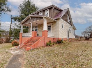 201 Seminole Dr, Madison Heights, VA 24572