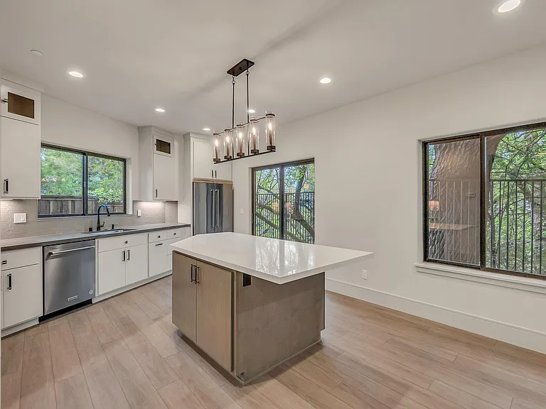 1229 Lincoln Ave #101 — Photo 8