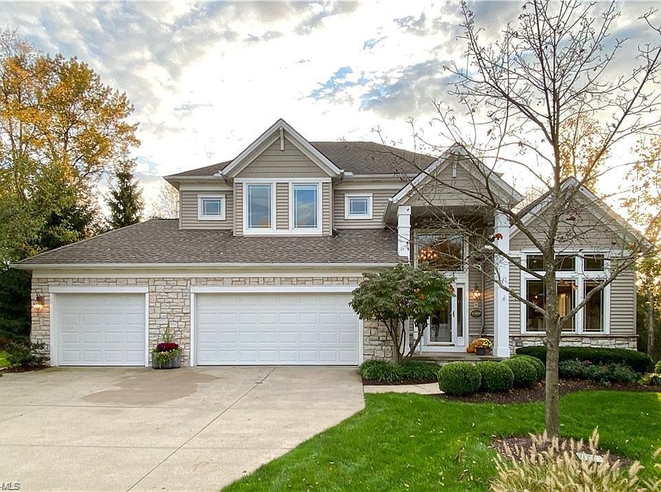 1st image of 30907 Walden Dr #34