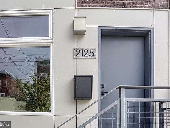 5th image of 2125 E Cumberland St