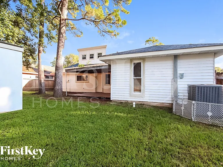 1111 Harpings Way — Photo 15
