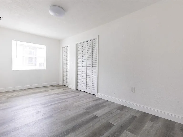 6906 N Lynn Ave — Photo 22